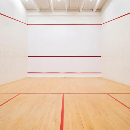 Thon Airport Hotel 4*