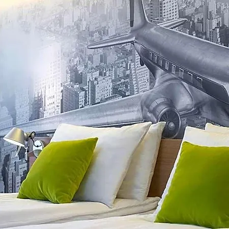 Otel Thon Airport 4*