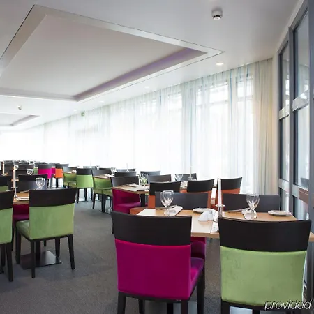 Thon Airport 4*