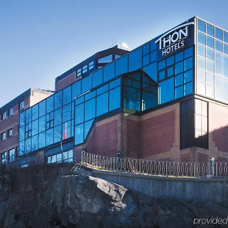 Hotel Thon Airport 4*