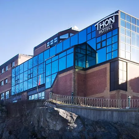 Hotel Thon Airport 4*