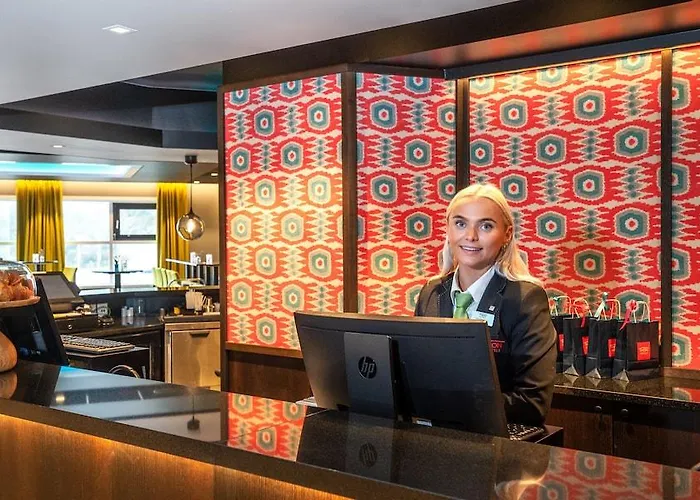 Hotell Thon Airport 4*