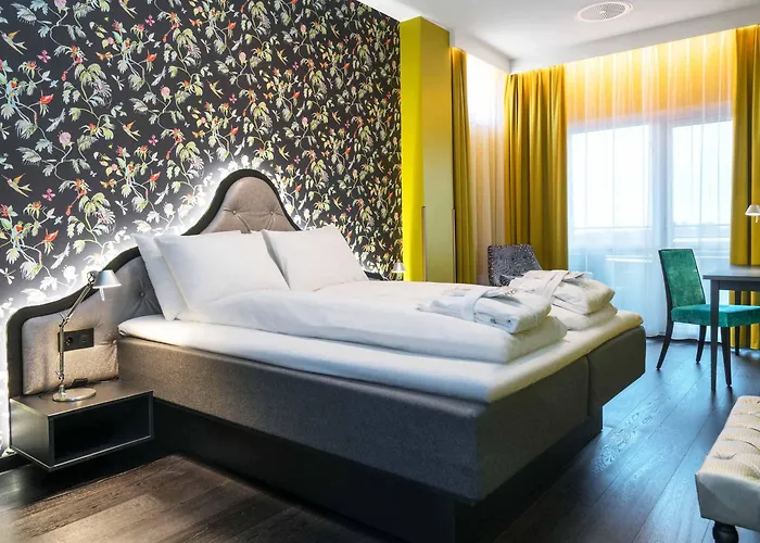 Hotell Thon Airport 4*