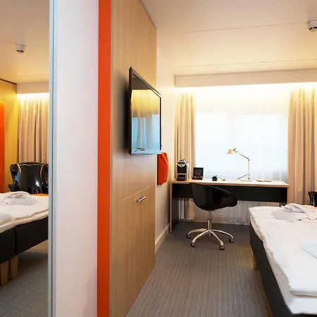 Thon Airport 4*